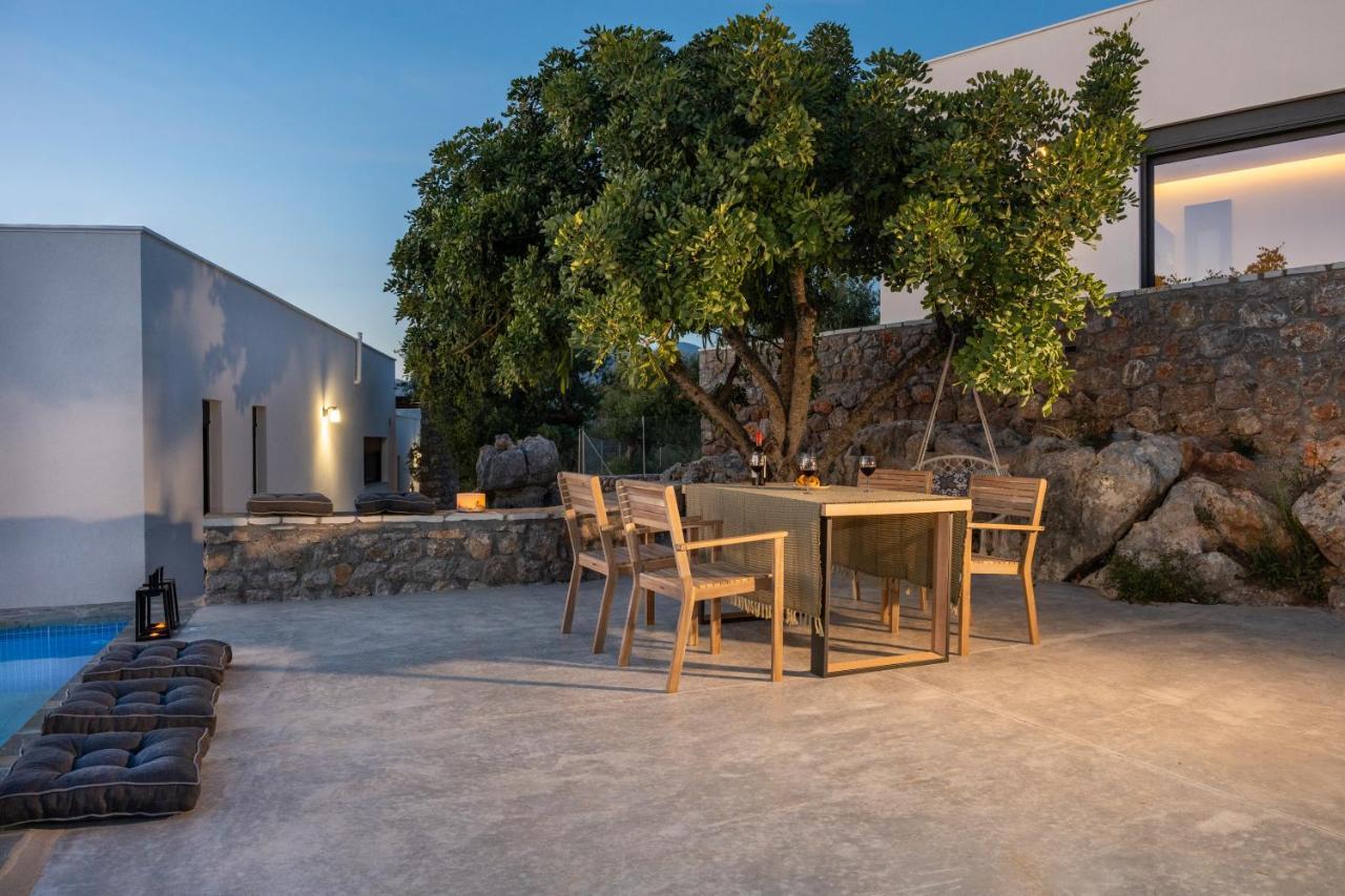 Casatino Villas Kalianeika Extérieur photo